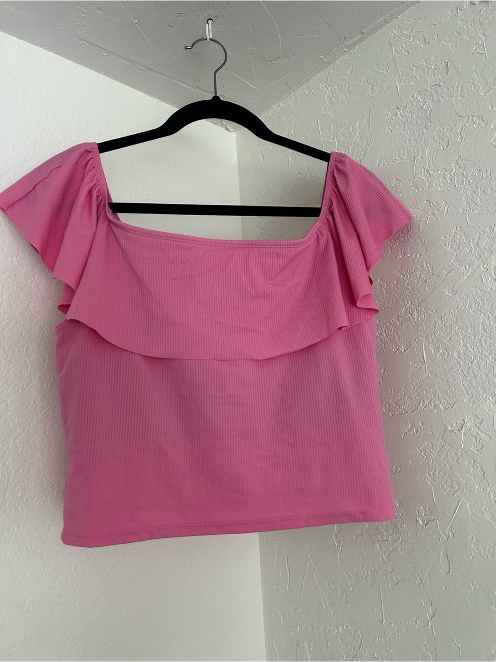 Kortni Jeane Pink Off-Shoulder Ruffle Bikini Top - Picture 3 of 3